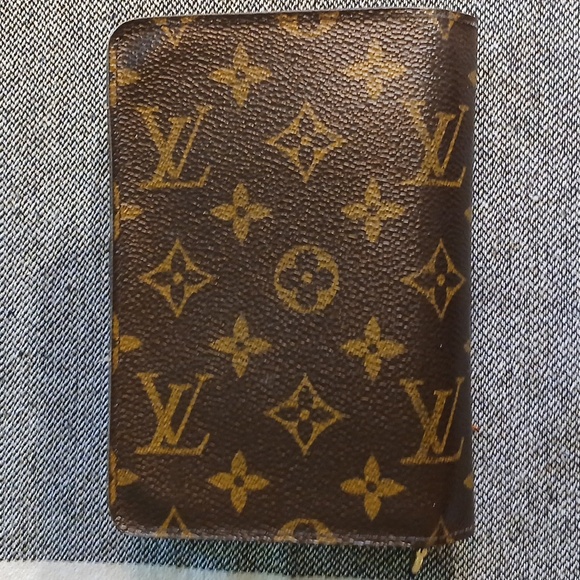 Louis Vuitton Monogram Porte Papier Zippe Wallet - Picture 2 of 16